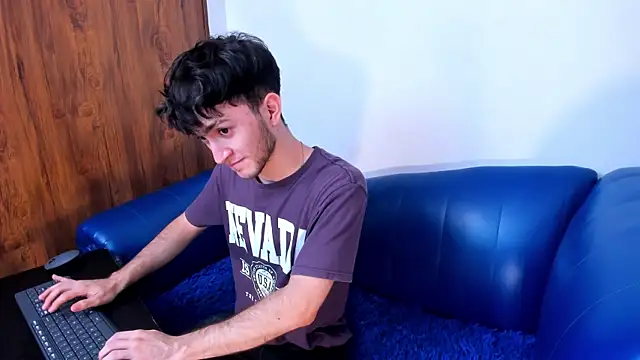 kavencastro online show from May 20, 2026, 3:58 am