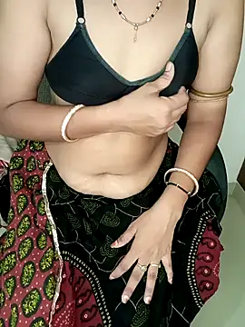 Snapshot of saina_baby chatting on June 20, 2026, 7:24 am saina baby online show from June 20, 2026, 7:24 am