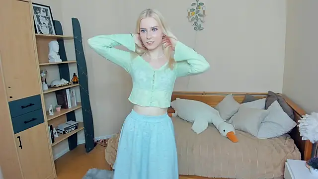 LaynePingitore online show from May 23, 2026, 8:35 am
