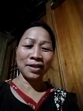 Snapshot of -Titytan- chatting on June 2, 2026, 12:05 pm -Titytan- online show from June 2, 2026, 12:05 pm