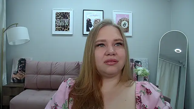 Snapshot of DianaKristol chatting on June 20, 2026, 6:13 pm DianaKristol online show from June 20, 2026, 6:13 pm
