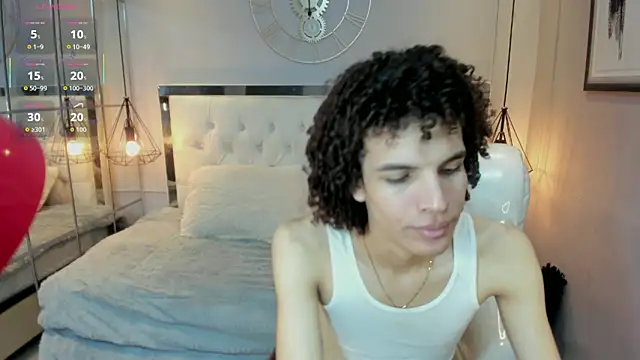 Snapshot of felix_haze chatting on June 7, 2026, 6:13 pm felix haze online show from June 7, 2026, 6:13 pm