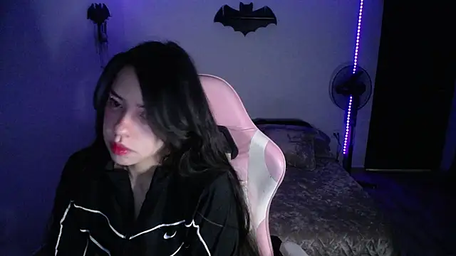 Snapshot of LiLuciana chatting on June 26, 2026, 11:38 am LiLuciana online show from June 26, 2026, 11:38 am