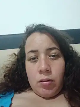 Snapshot of amaia_15 chatting on June 17, 2026, 11:25 pm amaia 15 online show from June 17, 2026, 11:25 pm