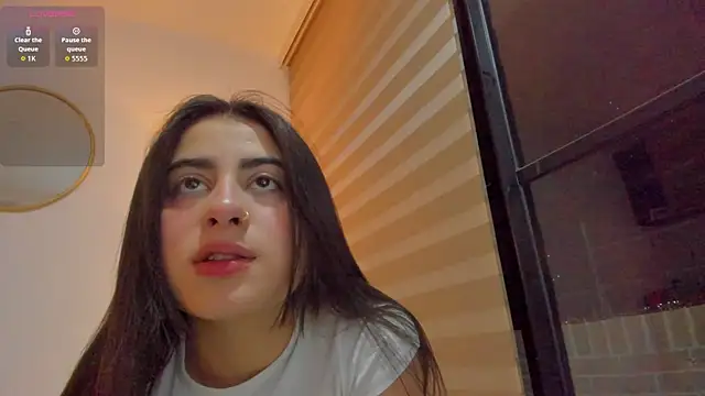 Snapshot of imsofia_dy chatting on July 3, 2026, 12:39 am imsofia dy online show from July 3, 2026, 12:39 am