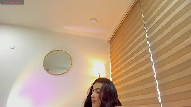 Snapshot of imsofia_dy chatting on July 5, 2026, 10:49 pm imsofia dy online show from July 5, 2026, 10:49 pm