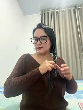 Snapshot of rousee69_ chatting on July 7, 2026, 6:38 am rousee69 online show from July 7, 2026, 6:38 am