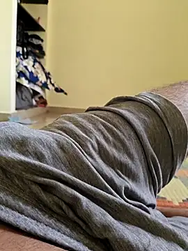 1Horny Boy1 online show from June 15, 2026, 3:40 am