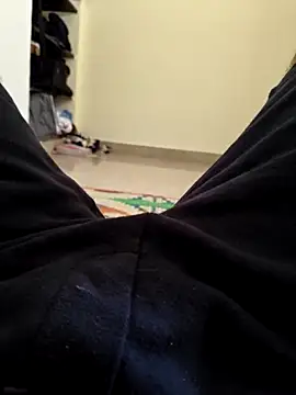 1Horny Boy1 online show from June 6, 2026, 3:56 am