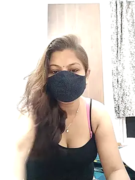 hot kiran2000 online show from July 10, 2026, 2:28 pm