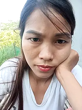 Suly-sweet online show from May 15, 2026, 11:47 pm
