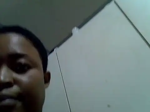 Queenleahx online show from May 14, 2026, 8:22 am