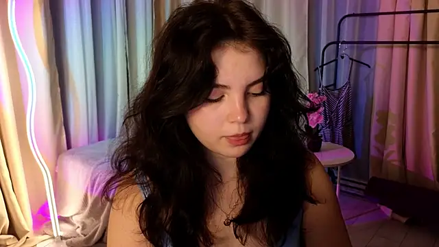 Snapshot of lollyy_pop chatting on June 7, 2026, 1:22 am lollyy pop online show from June 7, 2026, 1:22 am