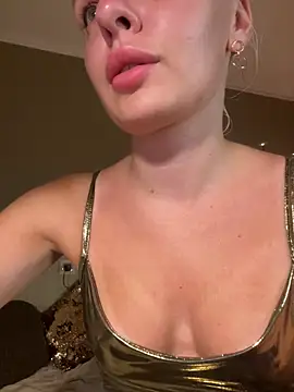 MissAnabel  online show from June 26, 2026, 7:20 pm