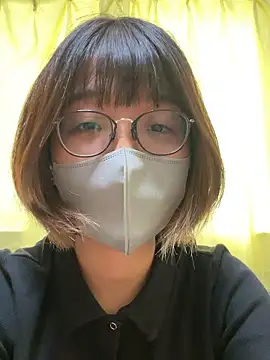 Snapshot of yuna_chan1 chatting on June 3, 2026, 1:39 am yuna chan1 online show from June 3, 2026, 1:39 am