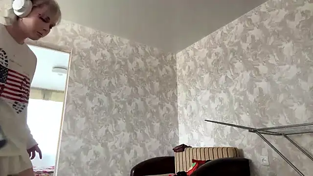 Snapshot of CuteLilit chatting on May 15, 2026, 11:08 am CuteLilit online show from May 15, 2026, 11:08 am
