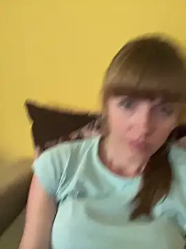 Kamilochka29511 online show from June 27, 2026, 9:48 am