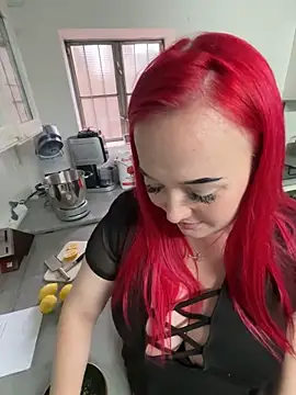 Snapshot of littleEve chatting on September 11, 2025, 1:33 pm littleEve online show from September 11, 2025, 1:33 pm