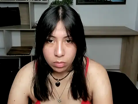 Snapshot of SalomeFernandez chatting on May 19, 2026, 2:35 pm SalomeFernandez online show from May 19, 2026, 2:35 pm