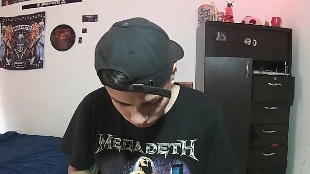 Snapshot of Fenix_hardcock chatting on June 4, 2026, 2:55 pm Fenix hardcock online show from June 4, 2026, 2:55 pm