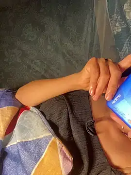 Snapshot of Linda-babyy chatting on June 6, 2026, 10:59 pm Linda-babyy online show from June 6, 2026, 10:59 pm