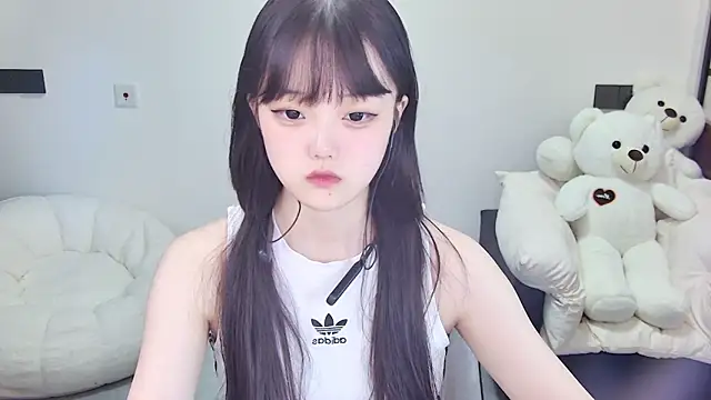 Snapshot of Evil-Bunny007 chatting on June 19, 2026, 12:44 pm Evil-Bunny007 online show from June 19, 2026, 12:44 pm