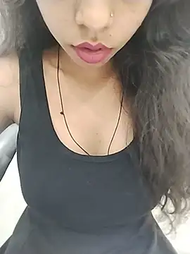 sexy anaya0 online show from June 26, 2026, 3:45 am