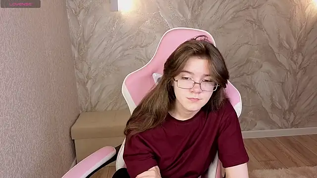 Snapshot of Rita_Addams chatting on June 14, 2026, 2:24 am Rita Addams online show from June 14, 2026, 2:24 am