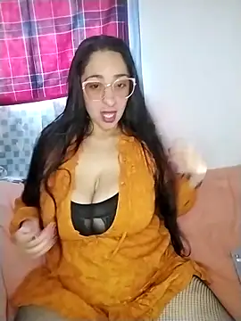 Snapshot of Pamela_sa chatting on May 19, 2026, 5:20 pm Pamela sa online show from May 19, 2026, 5:20 pm