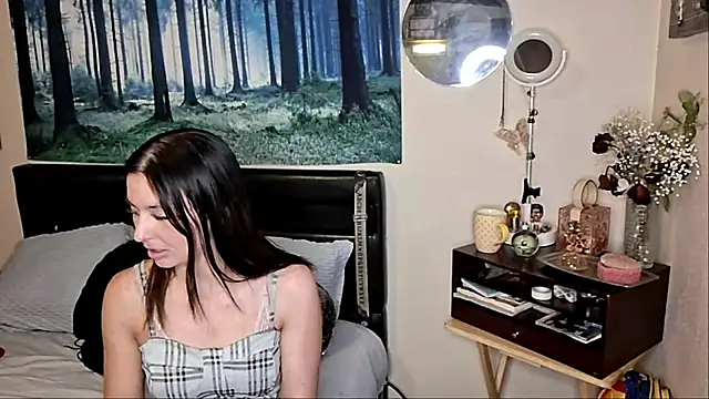 Snapshot of DallasWeese chatting on June 3, 2026, 12:22 am DallasWeese online show from June 3, 2026, 12:22 am