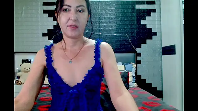 Ada Vera online show from June 28, 2026, 11:16 am