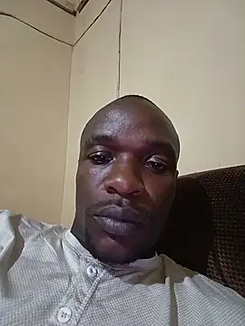 Snapshot of janvierer chatting on June 11, 2026, 5:10 pm janvierer online show from June 11, 2026, 5:10 pm