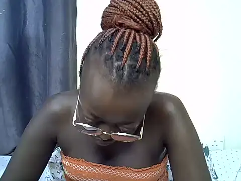 Snapshot of Hot_tashaa chatting on June 16, 2026, 5:51 am Hot tashaa online show from June 16, 2026, 5:51 am