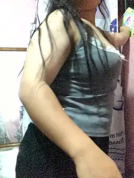 Ninaa01 online show from May 21, 2026, 1:30 pm