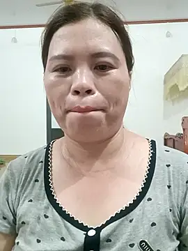Snapshot of -Yeyi- chatting on June 23, 2026, 4:16 pm -Yeyi- online show from June 23, 2026, 4:16 pm