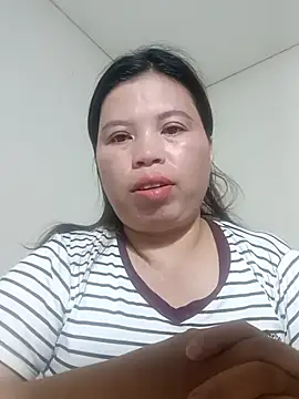 Snapshot of -Yeyi- chatting on June 3, 2026, 11:55 am -Yeyi- online show from June 3, 2026, 11:55 am