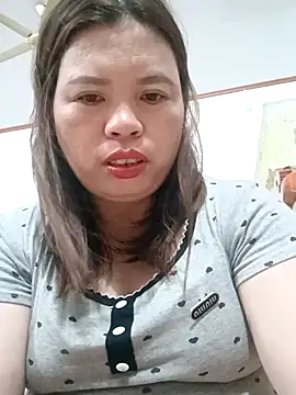 Snapshot of -Yeyi- chatting on June 25, 2026, 7:19 pm -Yeyi- online show from June 25, 2026, 7:19 pm
