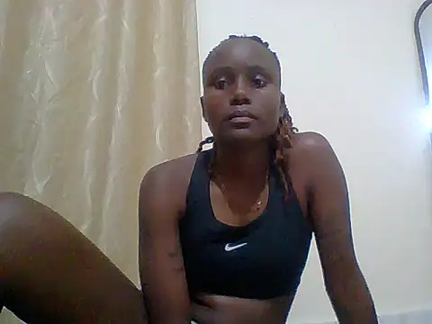 kiki8390 online show from June 13, 2026, 10:19 pm