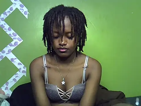 Snapshot of Slim_shedy1 chatting on June 19, 2026, 1:28 pm Slim shedy1 online show from June 19, 2026, 1:28 pm