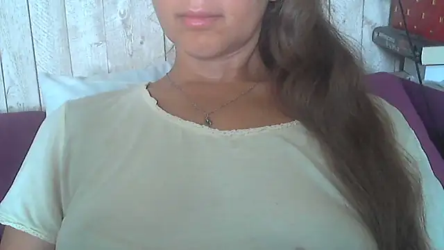 Bella--White online show from July 7, 2026, 7:23 am
