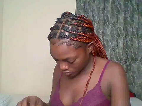 Snapshot of Belle_bubbles chatting on June 16, 2026, 6:08 pm Belle bubbles online show from June 16, 2026, 6:08 pm