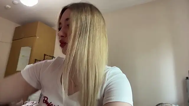 Kattyqte online show from May 25, 2026, 5:51 am