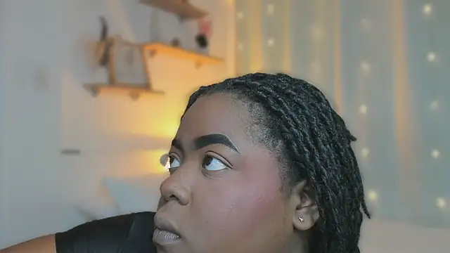 Snapshot of Ayanaa_Ebony_ chatting on May 22, 2026, 11:19 am Ayanaa Ebony online show from May 22, 2026, 11:19 am