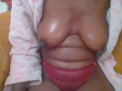 CreampyQueen1 online show from June 23, 2026, 9:46 pm