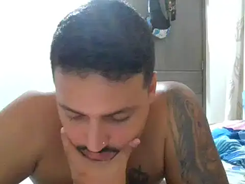 Dominicksa  online show from May 19, 2026, 1:56 am