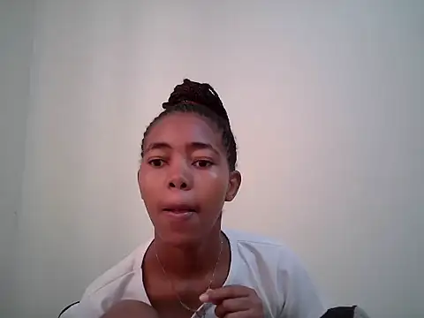 Snapshot of MidnightNala chatting on June 21, 2026, 7:03 am MidnightNala online show from June 21, 2026, 7:03 am