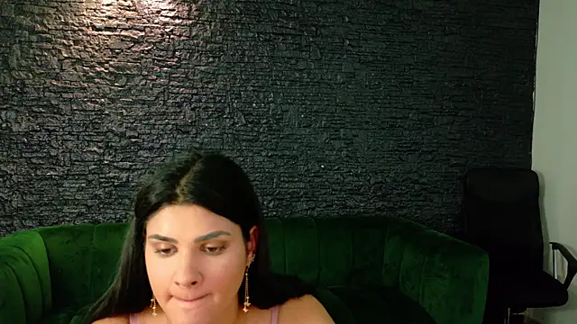 Snapshot of EvvaMonroe chatting on June 30, 2026, 7:25 pm EvvaMonroe online show from June 30, 2026, 7:25 pm