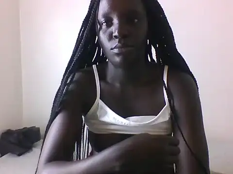 Snapshot of LatishLava chatting on June 10, 2026, 2:46 am LatishLava online show from June 10, 2026, 2:46 am