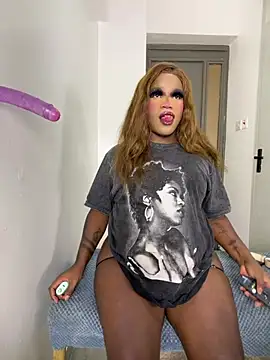 ladyboyxxl online show from July 8, 2026, 9:59 pm