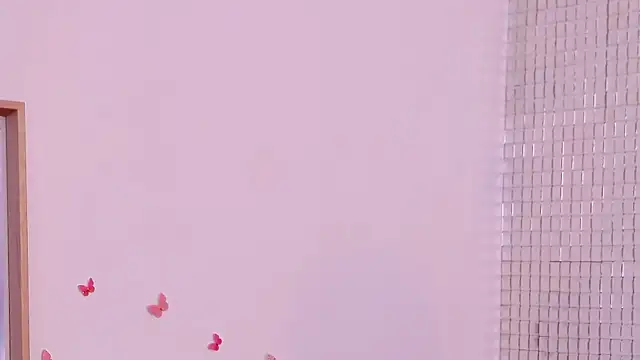 Snapshot of Daisy_Blush chatting on June 23, 2026, 4:10 am Daisy Blush online show from June 23, 2026, 4:10 am